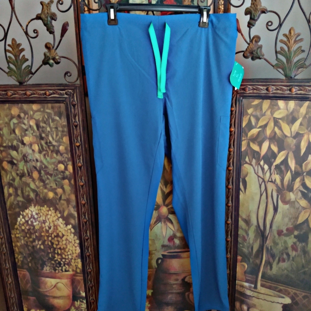 Nwt Women's Tyra Xl Scrub Pants